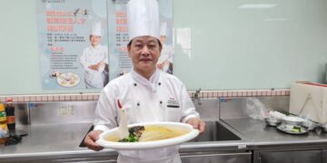 「廚界教父」黃清標來台南廚藝交流 體驗台南澎派早餐